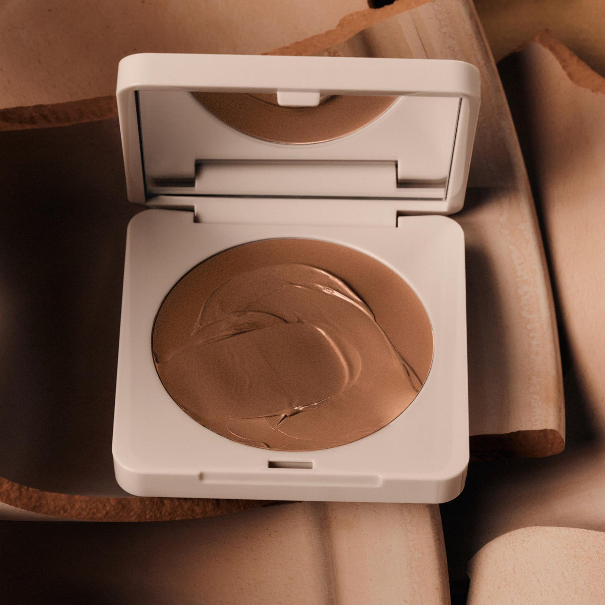 bronzer-butter-balm-clay-v7 Bronzer_Clayy-3.jpg