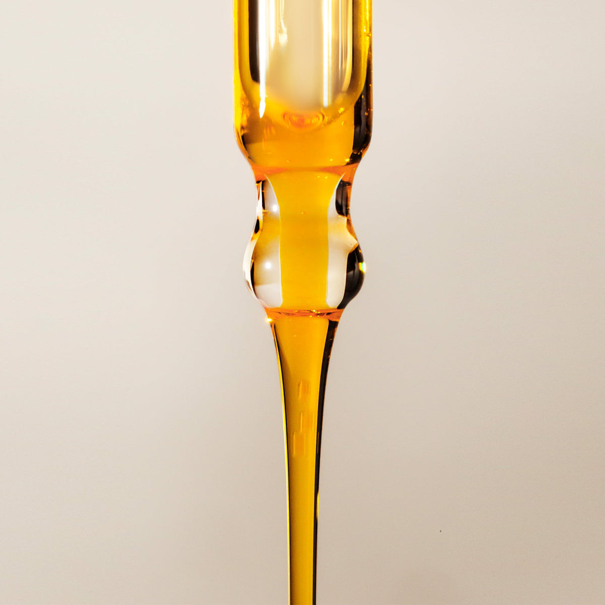 heavenly-sixteen-all-in-one-face-oil-q5 H16-Close-Ups.jpg
