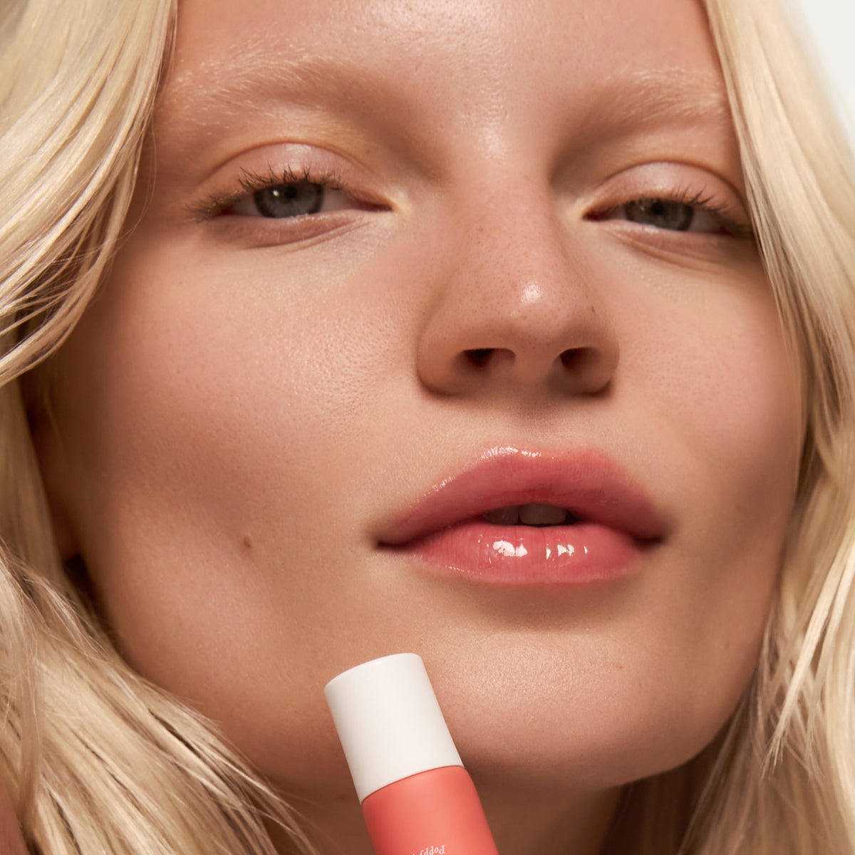 lip-butter-balm-poppy-q8 PDP_LBB-Poppy-1.jpg